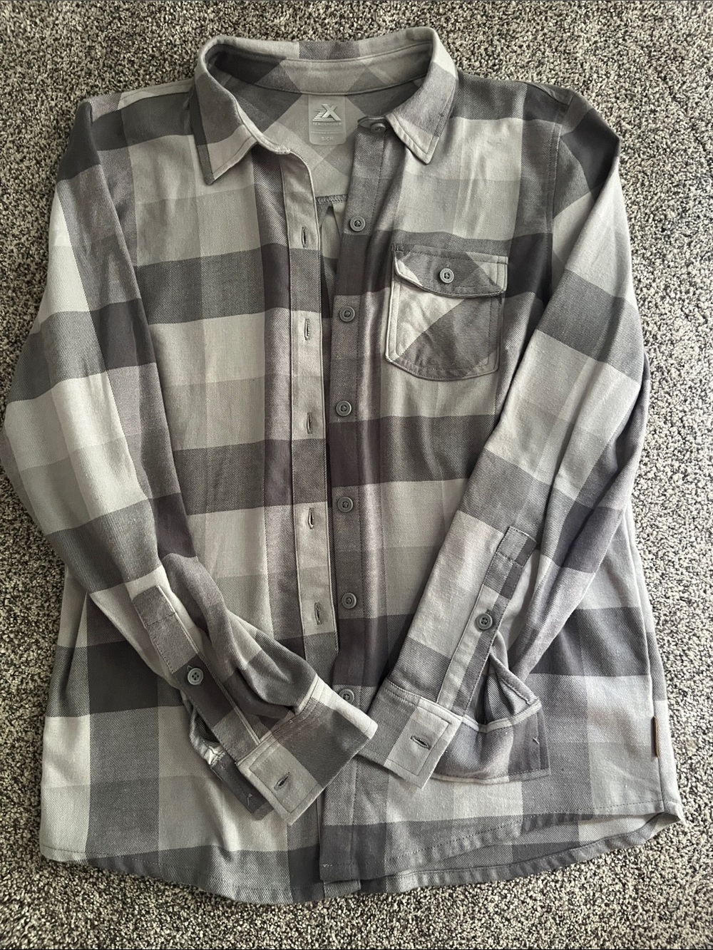 Women’s Gray Plaid Button-Down Shirt